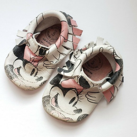minnie mouse moccasins